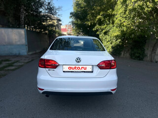 2014 Volkswagen Jetta VI, белый, 800000 рублей, вид 4