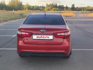 2014 Kia Rio 6-speed III, красный, 835000 рублей, вид 4