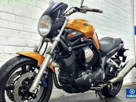 2007 Yamaha BT1100 Bulldog, серебристый, 650000 рублей, вид 1