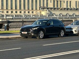 2014 Infiniti QX70, чёрный, 2499000 рублей, вид 1