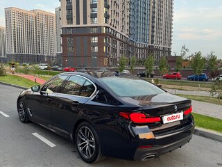 2020 BMW 5 серии 520i VII (G30/G31/G38) Рестайлинг, чёрный, 5100000 рублей, вид 5