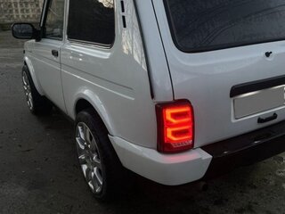 2013 Lada (ВАЗ) 2121 (4x4) I Рестайлинг, белый, 600000 рублей, вид 4