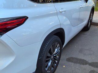 2026 Toyota Highlander IV (XU70), белый, 5400000 рублей, вид 3