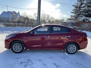 2017 Kia Rio IV, красный, 1550000 рублей, вид 5
