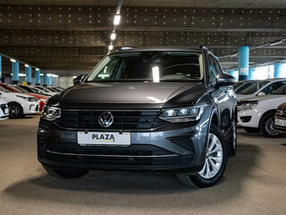 2021 Volkswagen Tiguan II Рестайлинг, серый, 2589000 рублей, вид 1