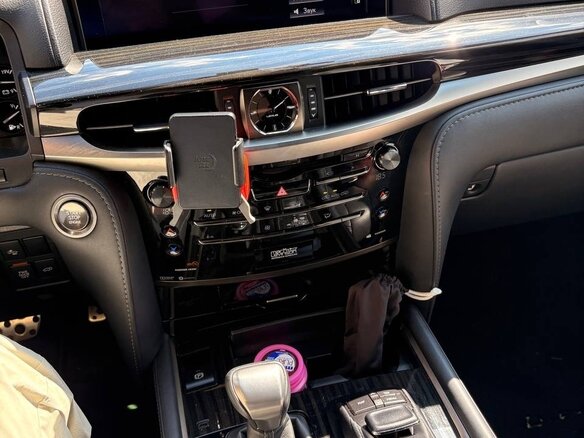 2021 Lexus LX 570 III Рестайлинг 2, чёрный - вид 13