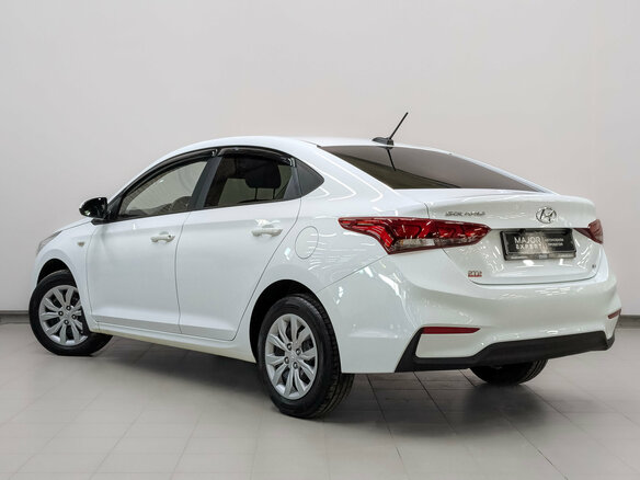 2019 Hyundai Solaris II, белый, 1502000 рублей - вид 7