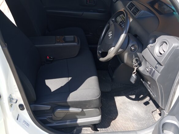2009 Toyota bB II Рестайлинг, белый, 695000 рублей - вид 11