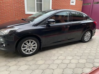 2011 Ford Focus III, чёрный, 840000 рублей, вид 3