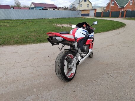 2004 Honda CBR 954RR Fireblade, красный, 500000 рублей, вид 4