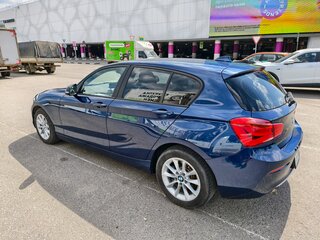 2015 BMW 1 серии 118i II (F20/F21) Рестайлинг, синий, 1400000 рублей, вид 4