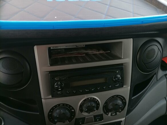 2010 Iveco Daily, белый, 980000 рублей - вид 7