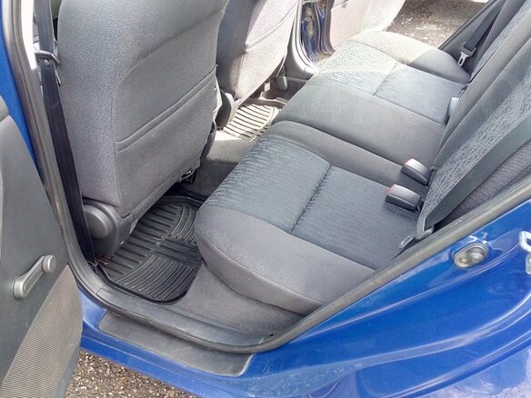 2004 Toyota Corolla IX (E120, E130), синий - вид 8