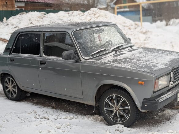 2010 Lada (ВАЗ) 2107, серебристый, 400000 рублей - вид 2