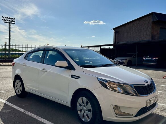 2012 Kia Rio 4-speed III, белый - вид 5
