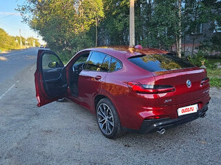 2018 BMW X4 30d II (G02), красный, 4700000 рублей, вид 4