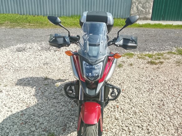 2017 Honda NC 750X, красный, 850000 рублей - вид 4