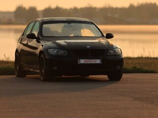 2007 BMW 3 серии 318i V (E90/E91/E92/E93), чёрный, 900000 рублей, вид 2