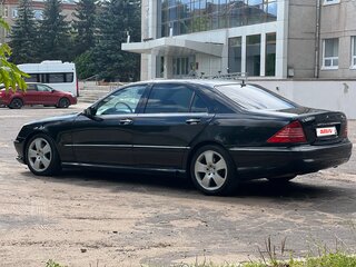 2005 Mercedes-Benz S-Класс 500 IV (W220) Рестайлинг, чёрный, 850000 рублей, вид 5