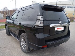 2019 Toyota Land Cruiser Prado 150 Series Рестайлинг 2, чёрный, 4700000 рублей, вид 3