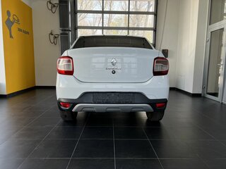 2020 Renault Logan Stepway II Рестайлинг, белый, 800000 рублей, вид 5