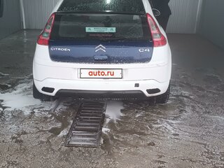 2006 Citroen C4 I, белый, 290000 рублей, вид 3