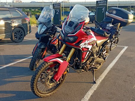 2016 Honda CRF 1000L Africa Twin, красный, 950000 рублей, вид 2
