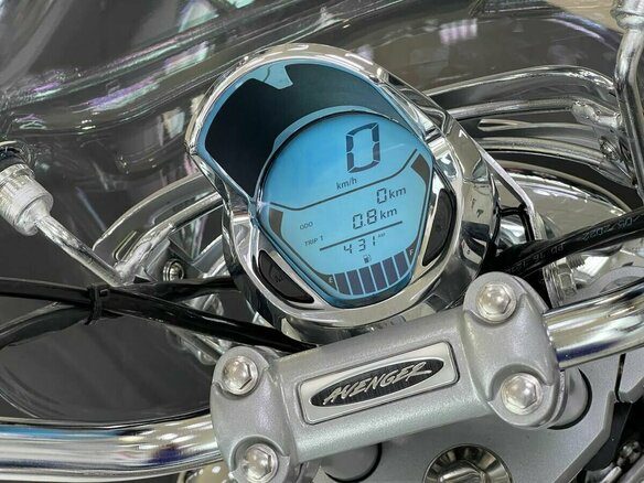 2026 Bajaj Avenger, белый, 249900 рублей - вид 13