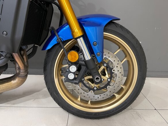 2023 Yamaha XSR900, синий, 1220000 рублей - вид 13