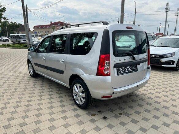 2026 Lada (ВАЗ) Largus I Рестайлинг, серебристый - вид 5