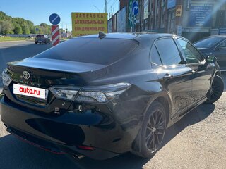 2021 Toyota Camry VIII (XV70), чёрный, 3880000 рублей, вид 4