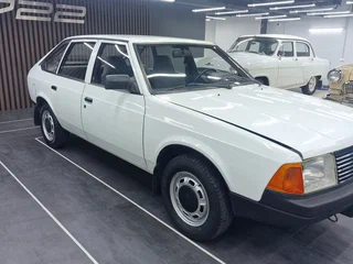1998 Москвич 2141-01, белый, 648000 рублей, вид 1