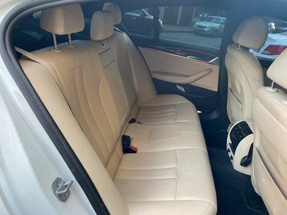 2018 BMW 5 серии 530i VII (G30/G31/G38), белый, 3170000 рублей - вид 24
