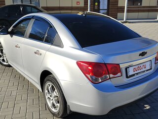 2010 Chevrolet Cruze I, серебристый, 850000 рублей, вид 5
