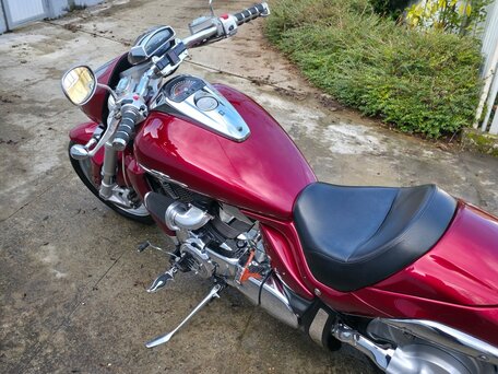 2007 Suzuki Boulevard M109R, красный, 1100000 рублей, вид 2