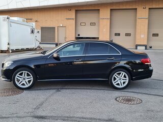 2013 Mercedes-Benz E-Класс 200 IV (W212, S212, C207) Рестайлинг, чёрный, 1540000 рублей, вид 3