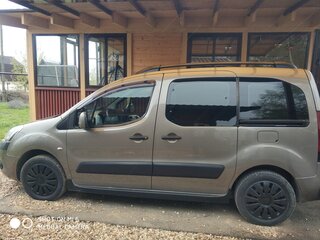 2013 Citroen Berlingo II Рестайлинг, серый, 930000 рублей, вид 4