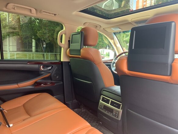 2015 Lexus LX 570 III Рестайлинг, белый, 6550000 рублей - вид 5