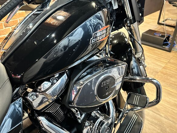2024 Harley-Davidson Street Glide, чёрный, 3800000 рублей - вид 8