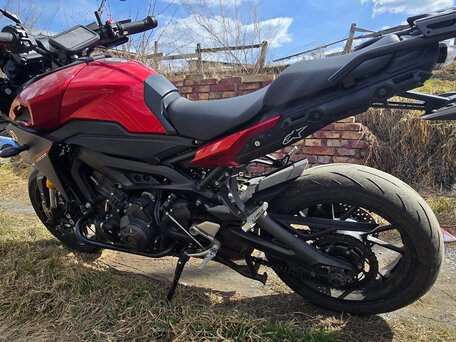 2015 Yamaha MT-09 Tracer (FJ-09), красный, 950000 рублей, вид 2