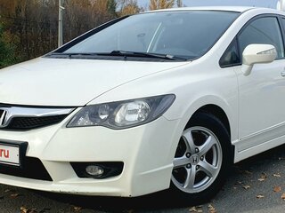 2009 Honda Civic Hybrid VIII Рестайлинг, белый, 850000 рублей, вид 1