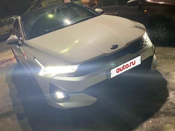 2021 Kia K5 III, белый, 2800000 рублей - вид 6