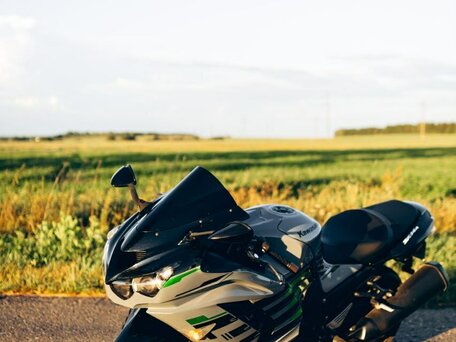 2013 Kawasaki ZX-14R, серый, 750000 рублей, вид 1