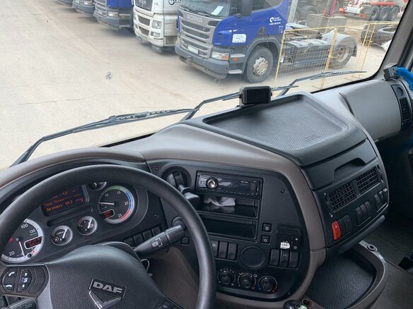 2017 DAF XF 105, белый - вид 11