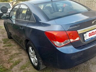 2011 Chevrolet Cruze I, синий, 650000 рублей, вид 3