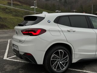 2021 BMW X2 xDrive18d I (F39), белый, 3980000 рублей, вид 4