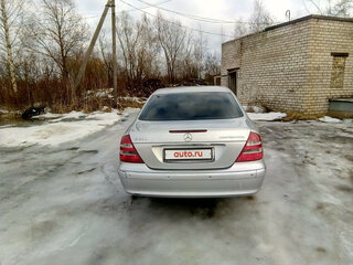 2003 Mercedes-Benz E-Класс 200 NGT III (W211, S211), серебристый, 780000 рублей, вид 4