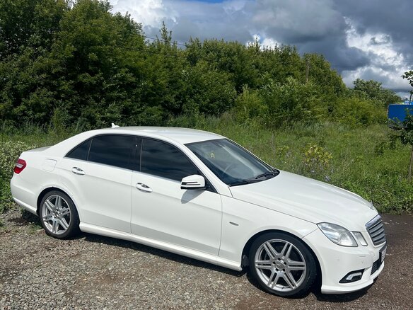 2010 Mercedes-Benz E-Класс 200 5G-Tronic IV (W212, S212, C207), белый, 1400000 рублей - вид 5