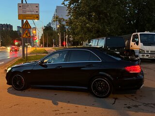 2015 Mercedes-Benz E-Класс 200 IV (W212, S212, C207) Рестайлинг, чёрный, 1850000 рублей, вид 4