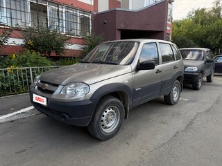 2012 Chevrolet Niva I Рестайлинг, серый, 560000 рублей, вид 1
